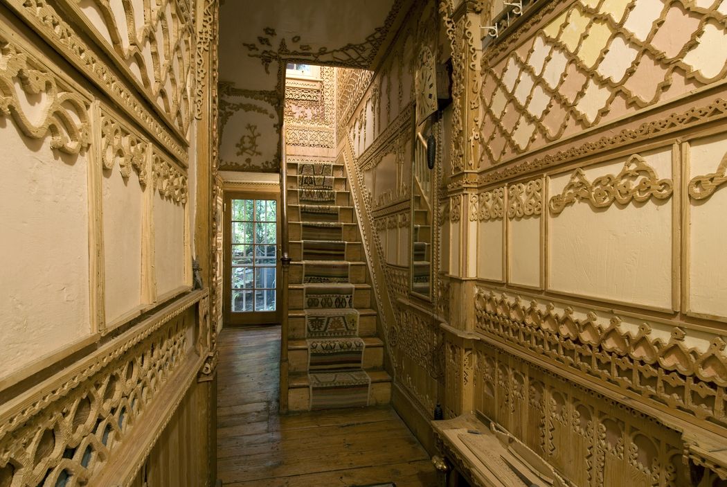 Fretwork at 575 Wandsworth Road, London
